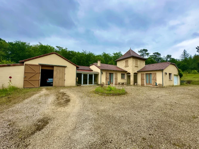 Exclusive - Traditional Building House with Tro photo 5