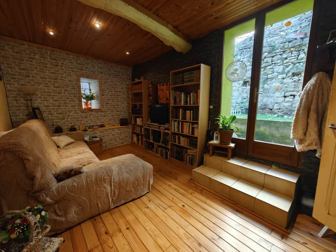 Roquetaillade - Stone Village House with Garden, Garage and photo 3