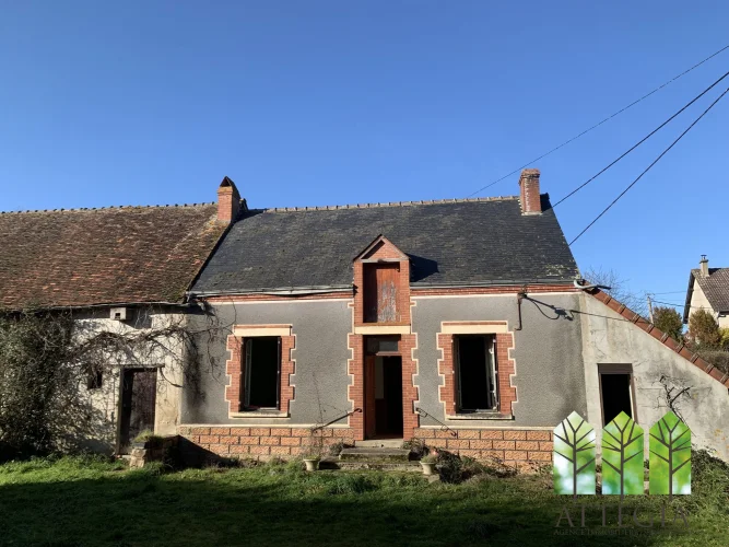 2-Bedroom Country House with Outbuildings, Orchard & Land