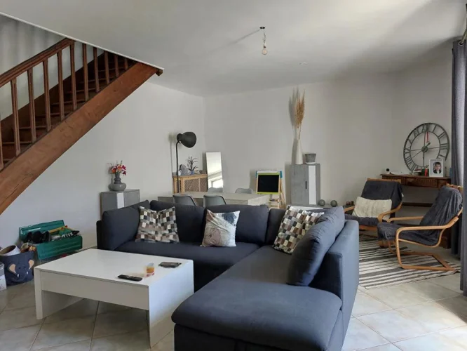 Lovely 2 Bedroom House Close to Town photo 2
