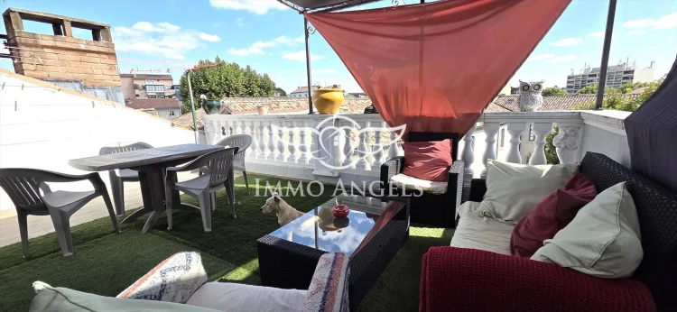 Alès City Center Duplex 5 Bedrooms, 18 m² Terrace, Energy Class C photo 4