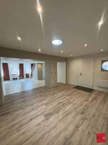 House for Sale in Commer photo 2