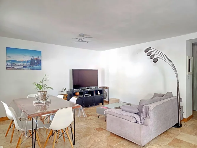 Townhouse - 5 Rooms - 140 m² - Garage - 2 Units Possible photo 2