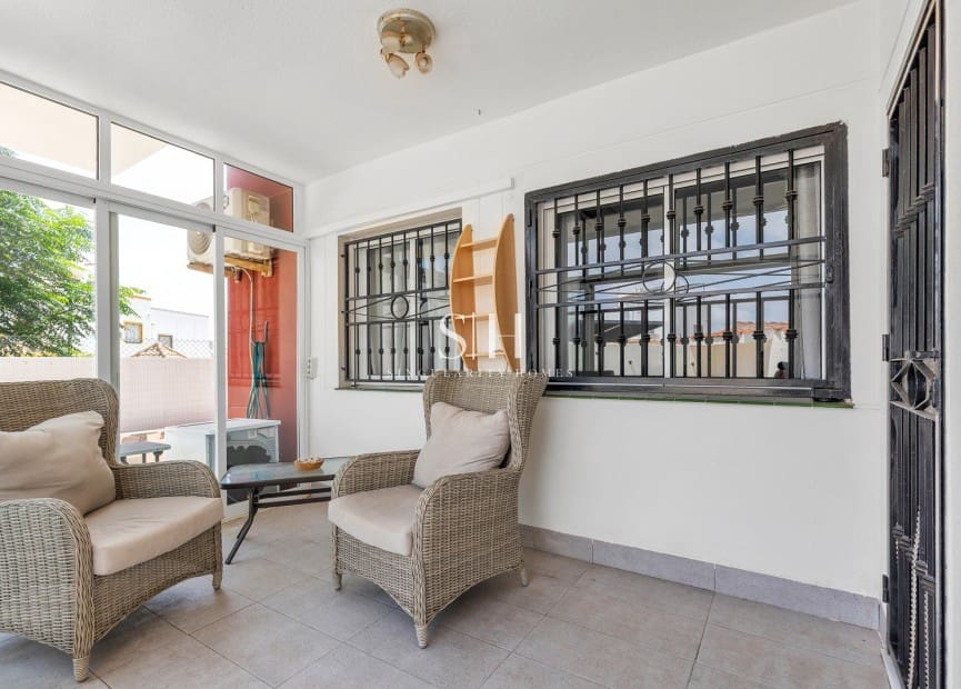 Bungalow for sale in Los Altos, Alicante photo 4