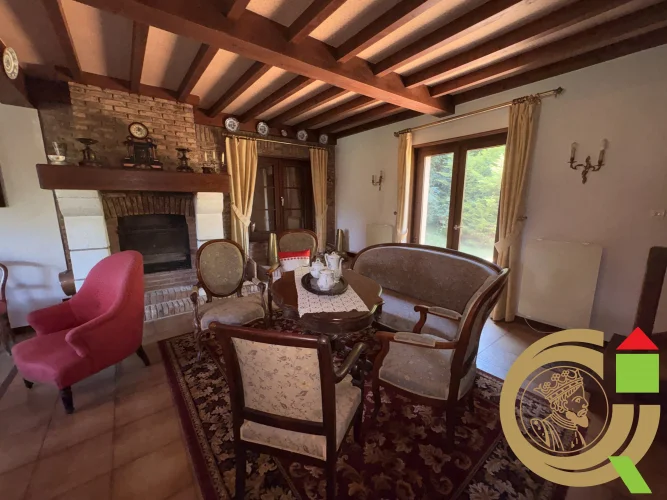 Character House photo 3
