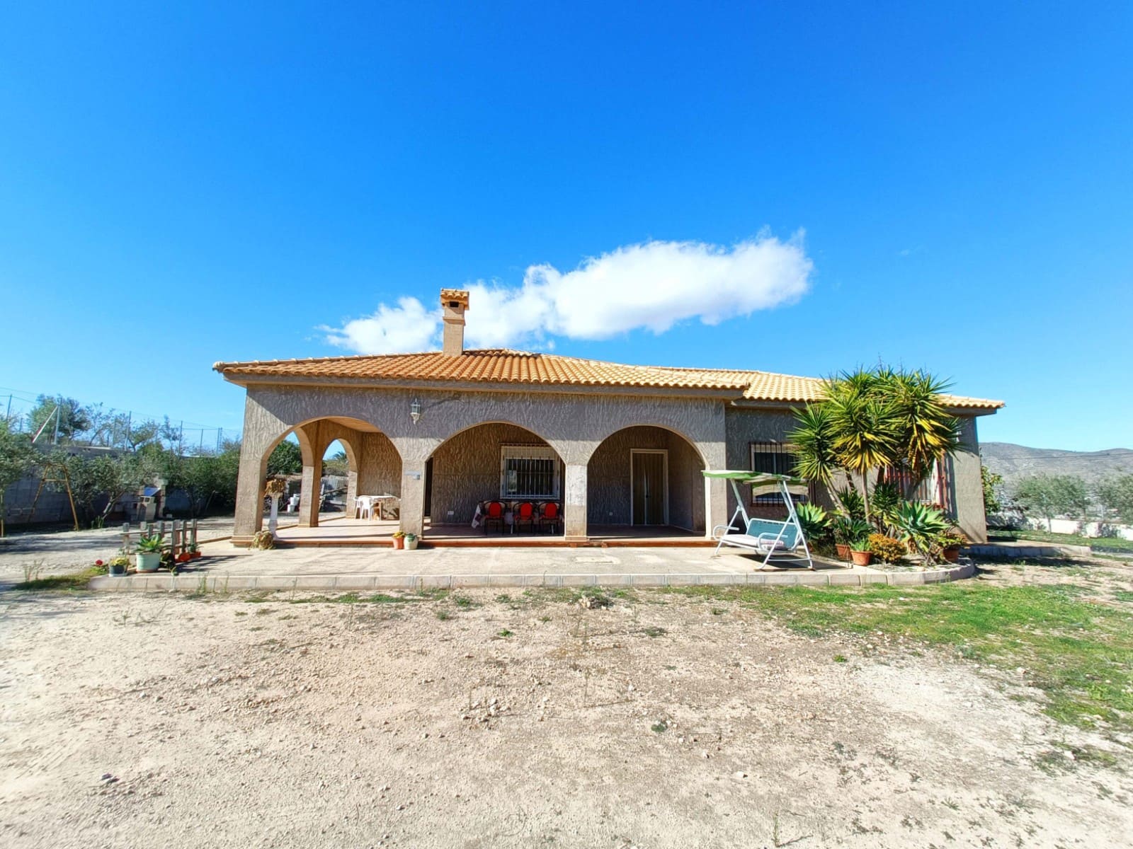 Villa for sale in Hondón de los Frailes, Alicante photo 2