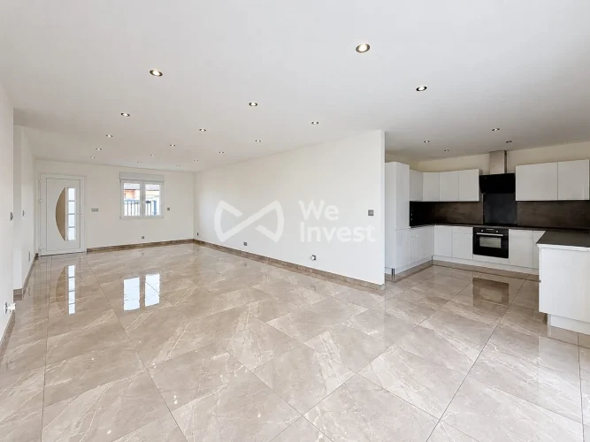 Sedan – Single-Storey Detached Pavilion – 115 m² – Co photo 2
