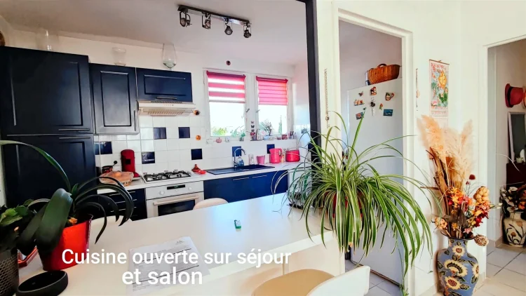 Charming 68 m² House in Loudun, 4 Rooms photo 3