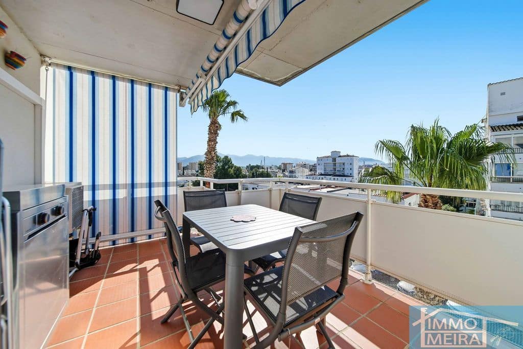 Apartment for sale in Roses, Girona photo 3