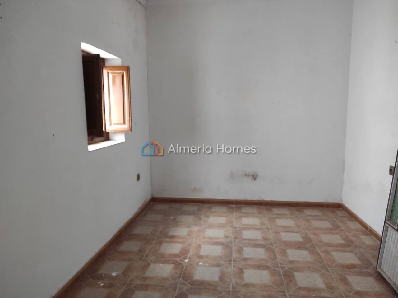 Townhouse for sale in Somontín, Almería photo 3