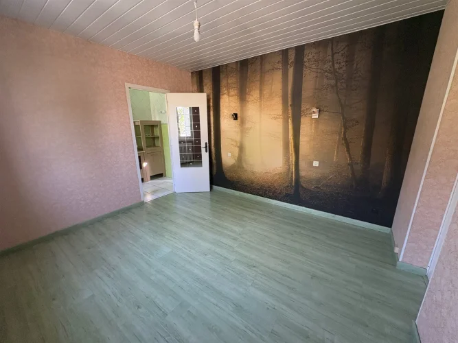 House - 121m² - 5 Rooms photo 4