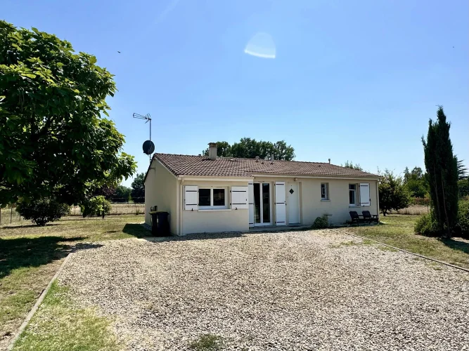 4 Bed Family Home with Countryside Views Near Eymet