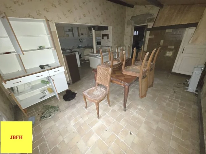 6 Bed Stone House for Sale Near Bever photo 5