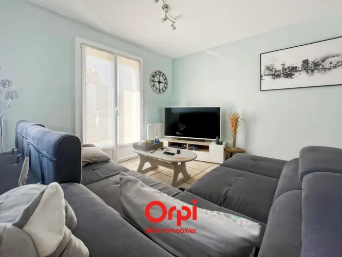House for Sale photo 2