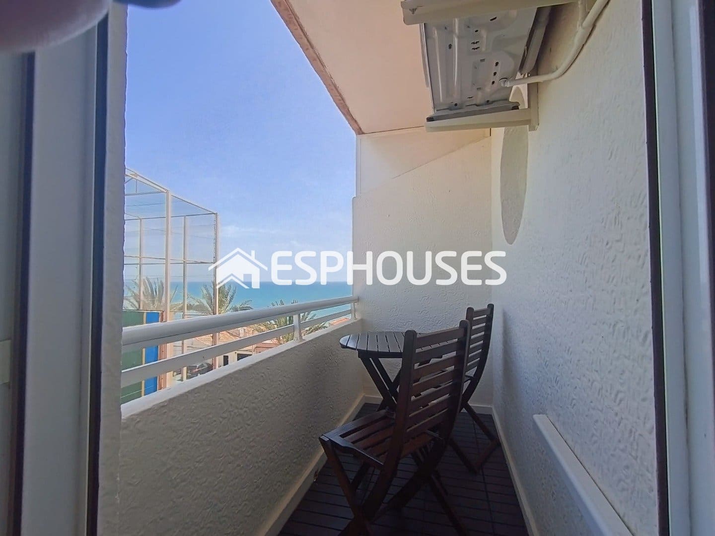 Apartment for sale in Guardamar Playa, Guardamar del Segura, Alicante photo 3