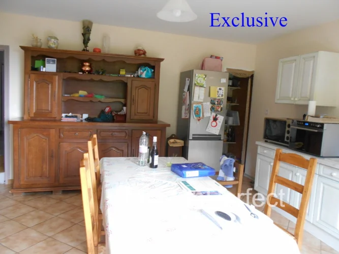 Ideal Equestrian or Smallholding. 4 + Bedroom Very Comfortable Family Home. Believed to have been Constructed in 1870.… photo 3