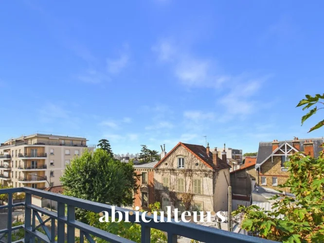 Argenteuil, 3-Room Apartment - 2 Bedrooms, Southwest-Facing Balcony and Parking, on the Top Floor of a Secure Residence photo 2