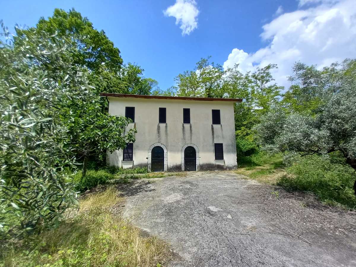 2 bedrooms farmhouse, 80 m² Atina, Frosinone (province)