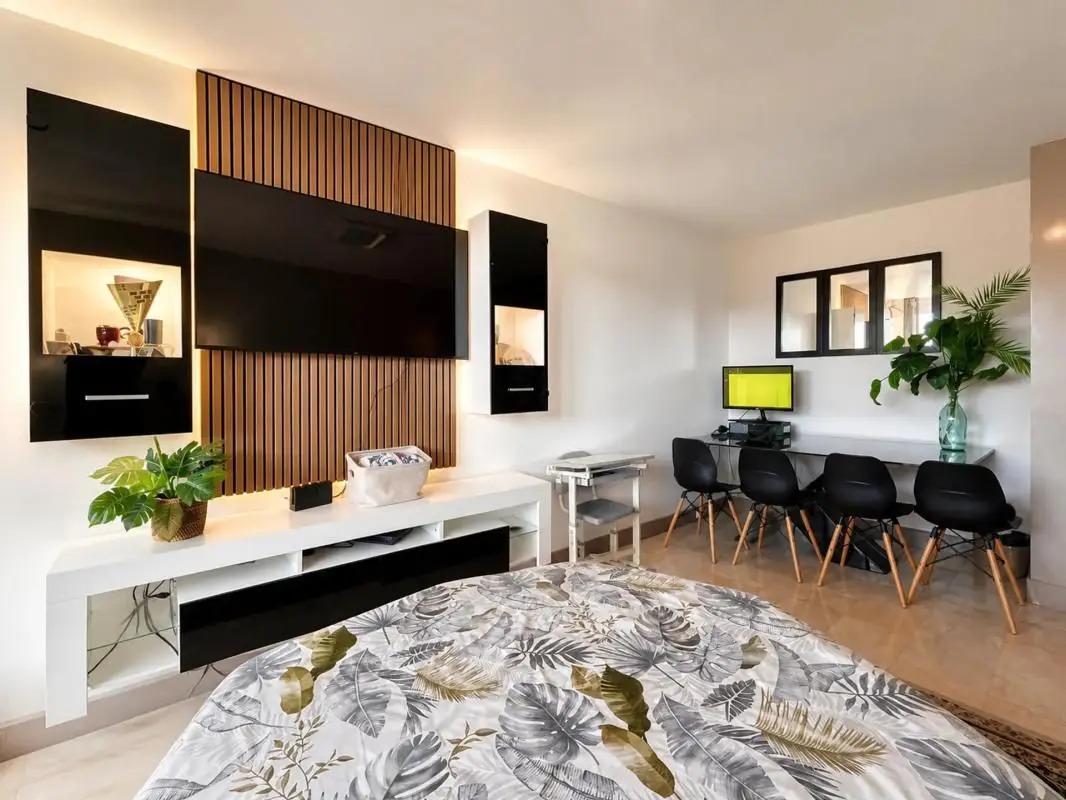 Apartment for sale in Villeneuve-Saint-Georges — 2 bedrooms, 68 m²