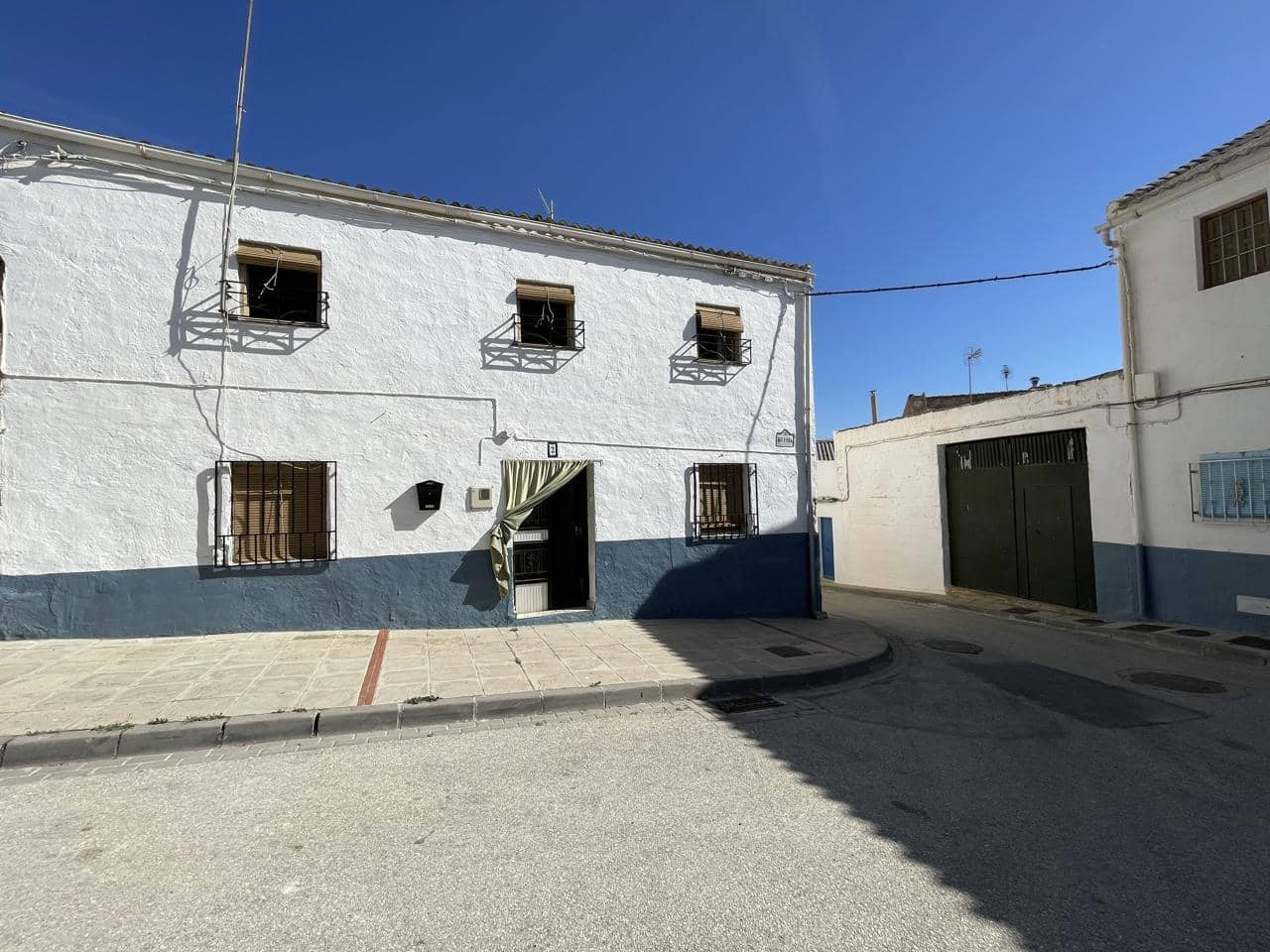 Villa for sale in El Turro, Cacín, Granada photo 3