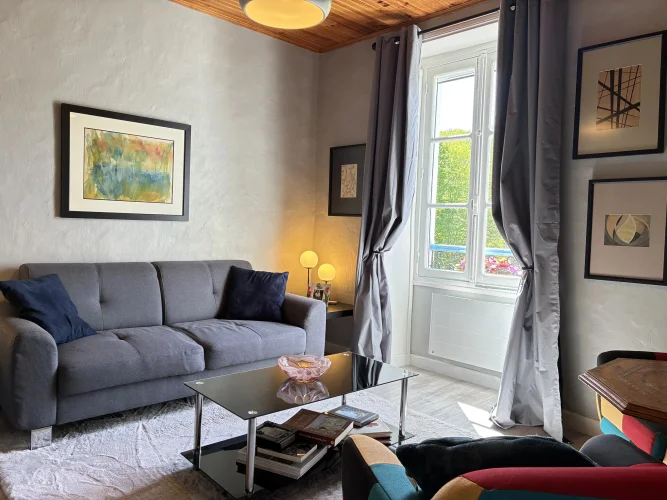 Renovated Village House with Elevated Views! photo 5
