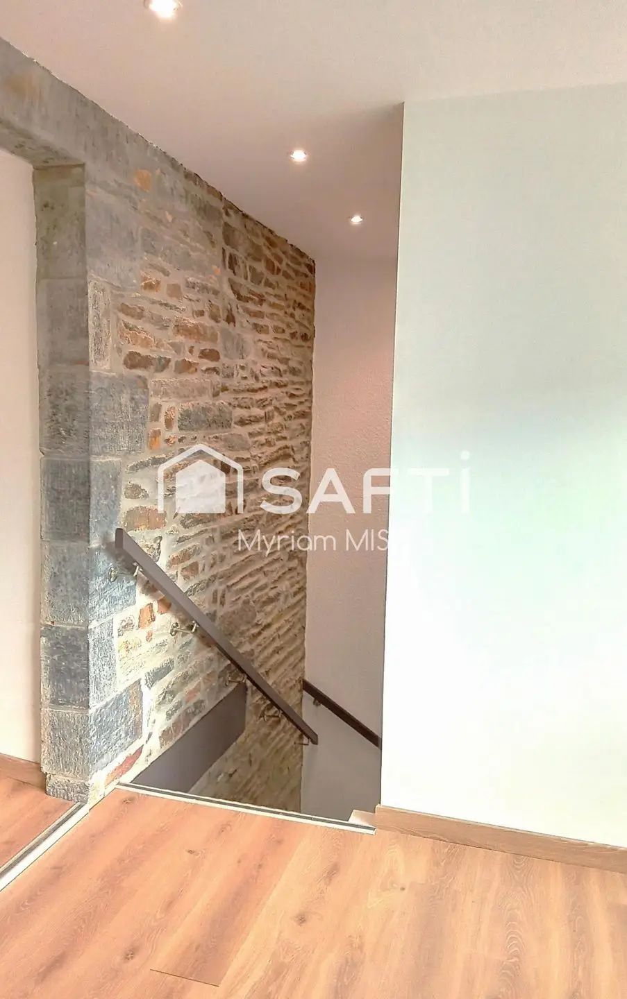 House for sale in Carentoir — 2 bedrooms, 100 m² photo 5
