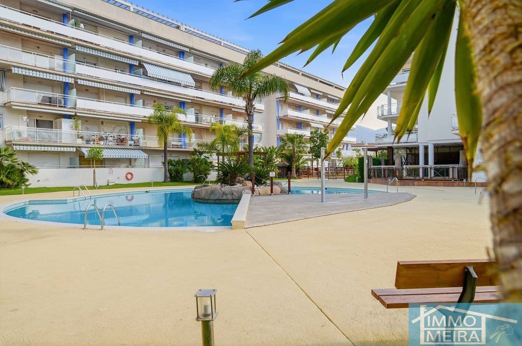 Apartment for sale in Roses, Girona photo 4