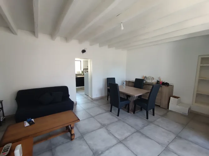 Renovated House with Attached Barn and Courtyard photo 3