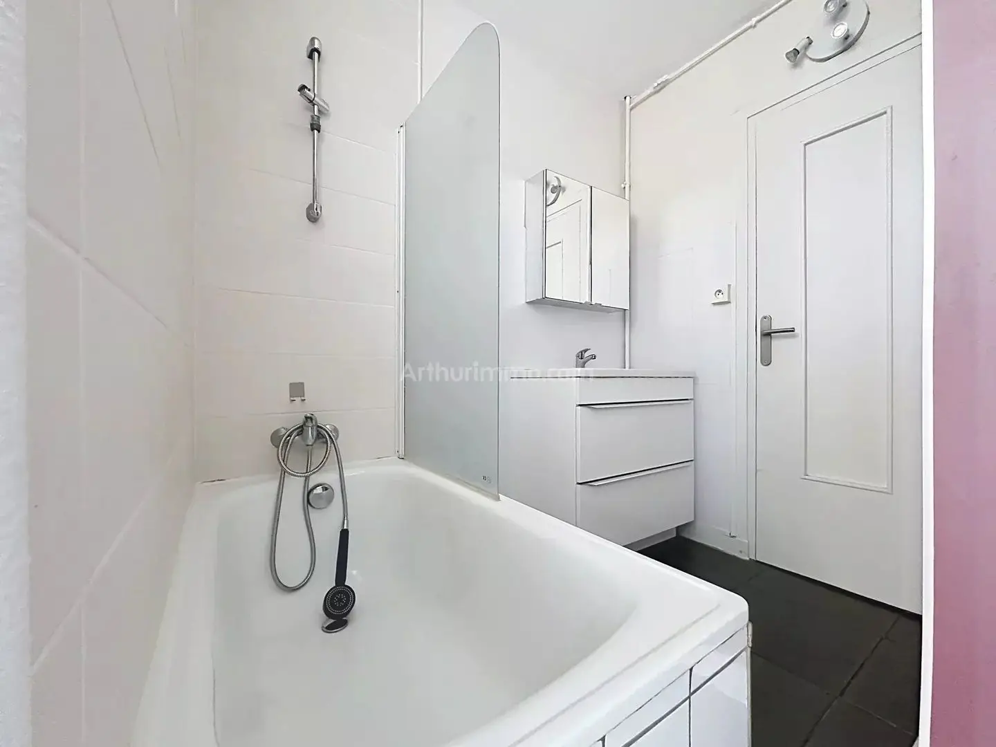 Apartment for sale in Roanne — 2 bedrooms, 72 m² photo 5
