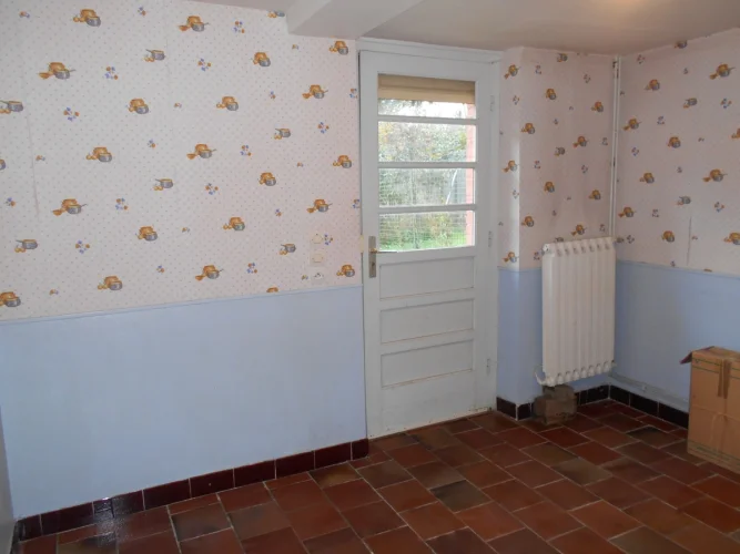 2-Bed Terraced House with Attic Conversion Potential, Garden, in the Centre of Pré-En-Pail-Saint-Samson photo 5