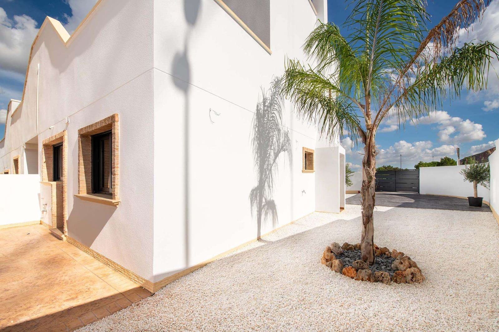 Apartment for sale in Cox, Alicante photo 4