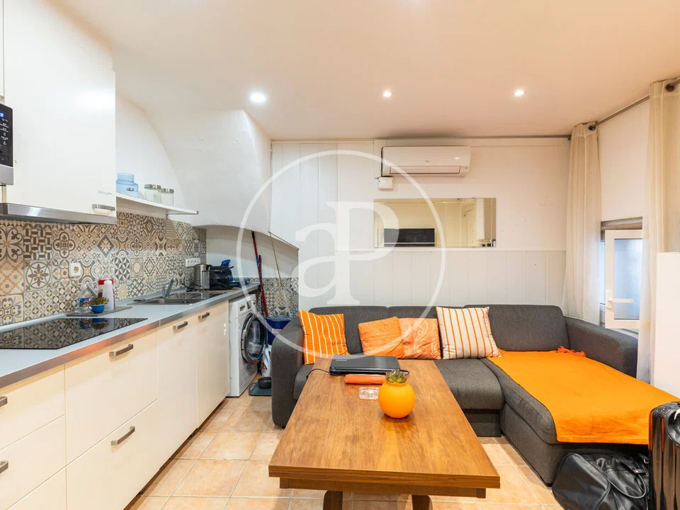 Apartment in Barcelona, Barcelona province photo 3