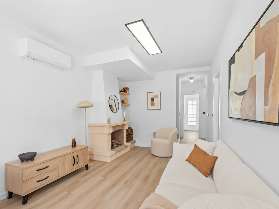 Homes Overseas photo 5
