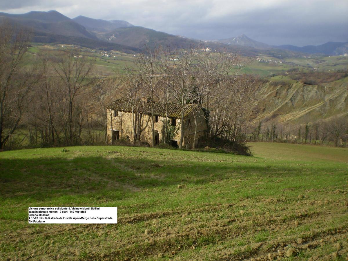 4 bedrooms country house, 140 m² Apiro, Macerata (province)