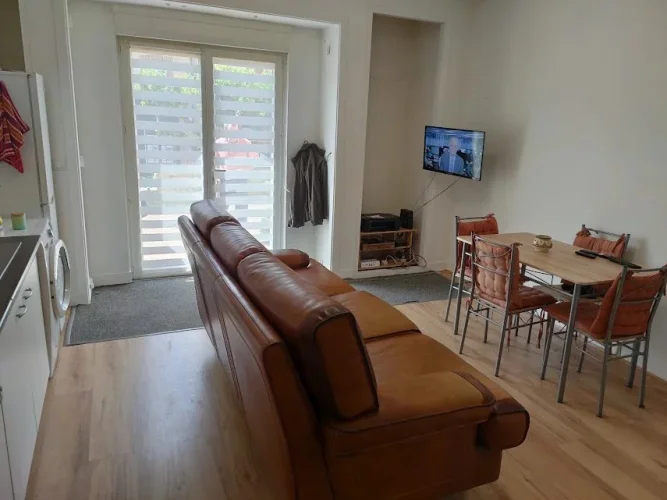 Renovated Townhouse photo 2