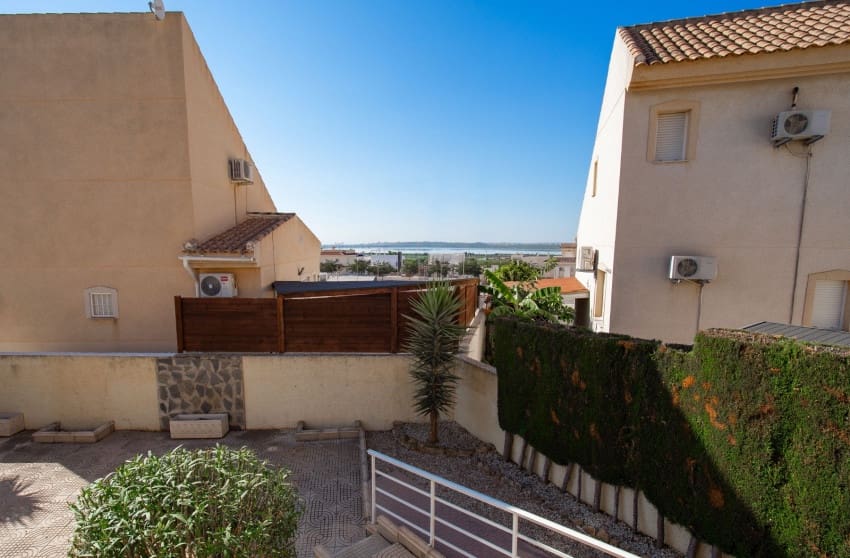 Villa for sale in Ciudad Quesada, Rojales, Alicante photo 2