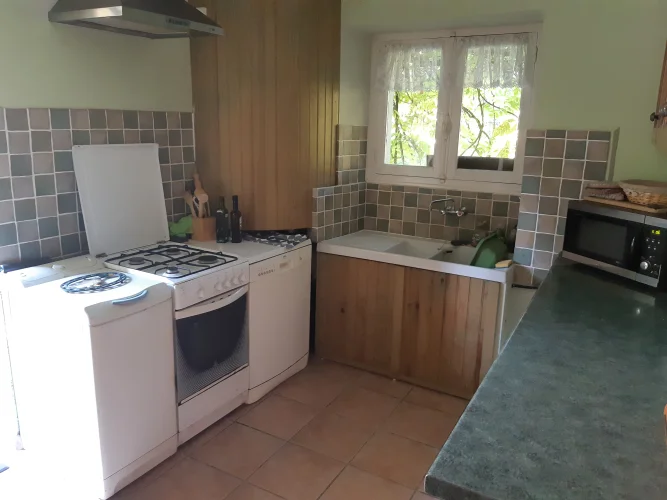 Rural Detached Property in Picturesque Hamlet photo 3