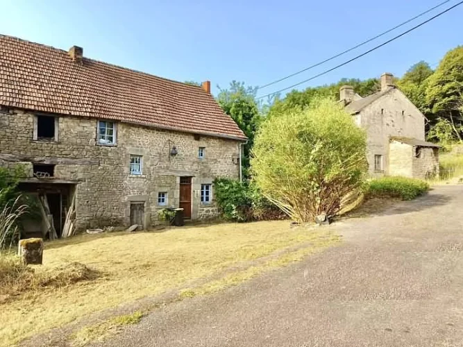 Semi-Detached Stone and Tiled Property(North Facing;130 sqm), Situated in a Rural Spot in a