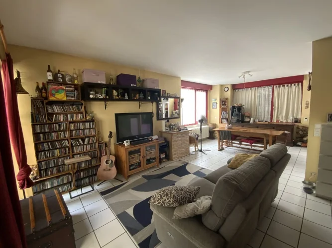 Gramat Center – Stone House of Character with Pleasant Courtyard, Shops on Foot. photo 4