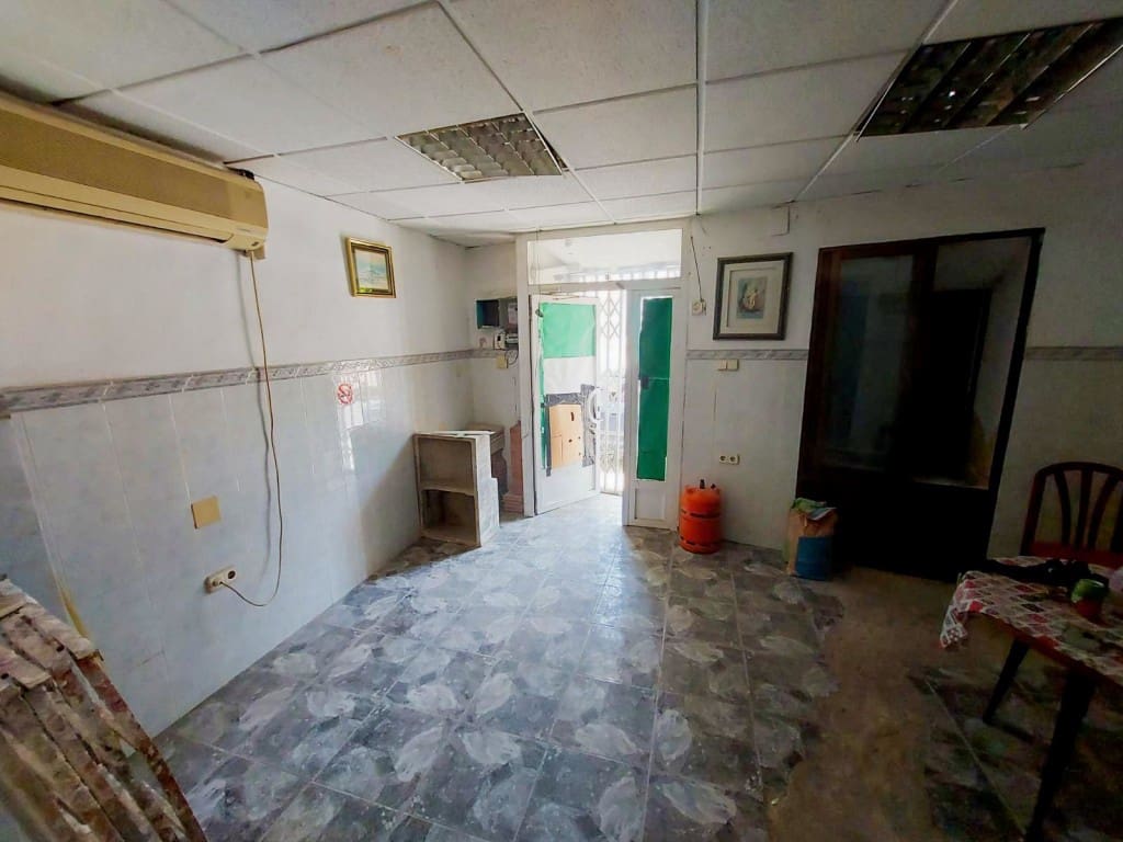 Townhouse for sale in Martos, Jaén photo 5