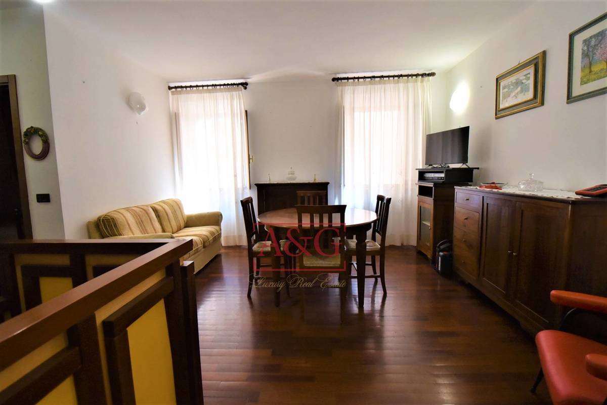 Property in Sarnano photo 4