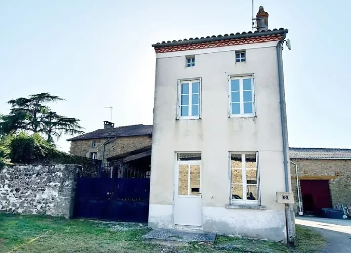 Detached Stone and Tiled Property(66.76 sqm), Situated in a Village not Far from the Shops, in the