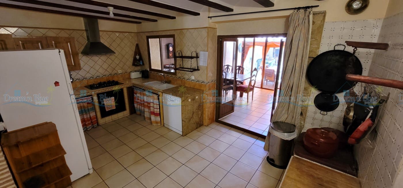 Townhouse for sale in Albaida, Valencia photo 2