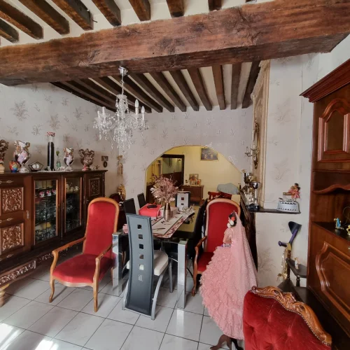 3 Bed Apartment for Sale in Chalon-Sur-Saône photo 3