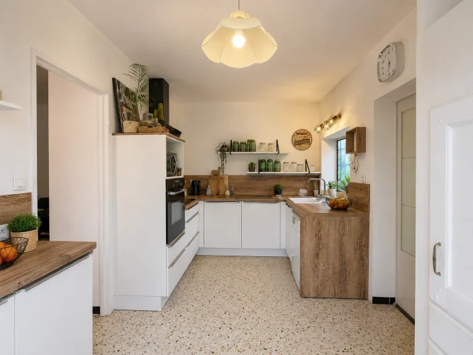 Property in Languedoc-Roussillon photo 3