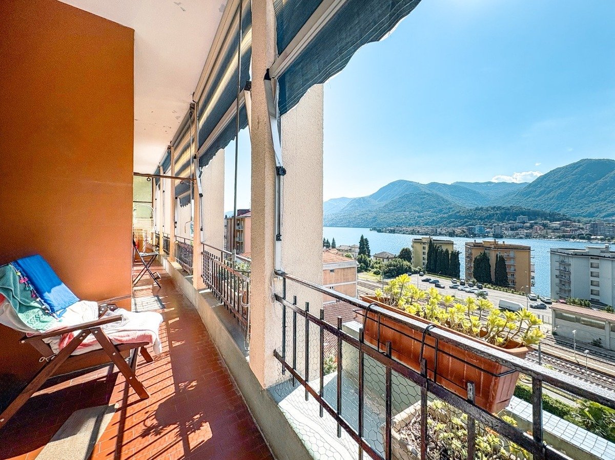 Property in Omegna photo 3