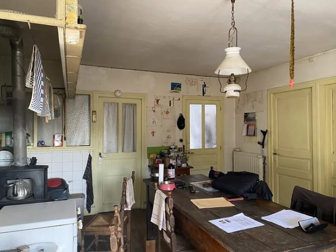 Detached Stone and Slate Property(South Facing;120.5 sqm), Built in 1905, Isolated in the photo 3