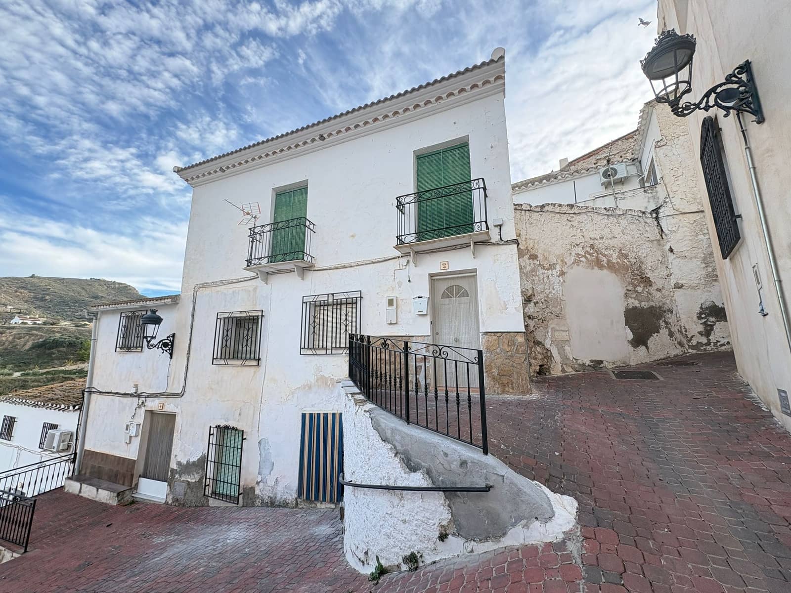 Townhouse for sale in Albanchez, Almería