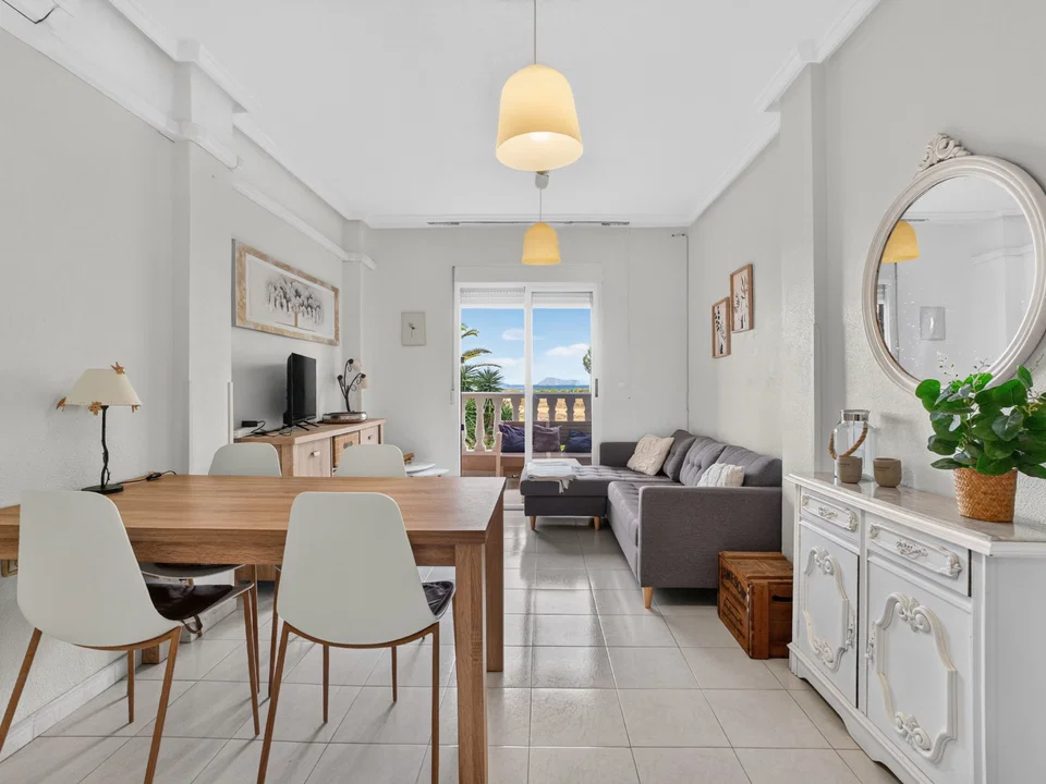 Apartment in Torrevieja, Alicante province photo 2