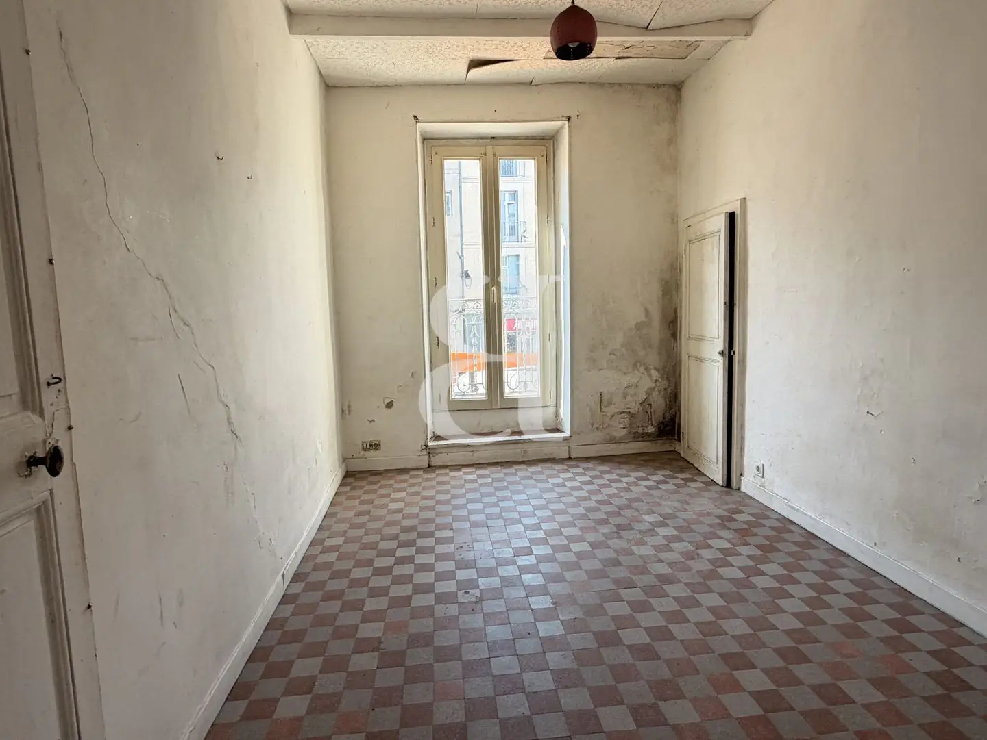 Apartment for sale in Orange — 2 bedrooms, 48 m² photo 3
